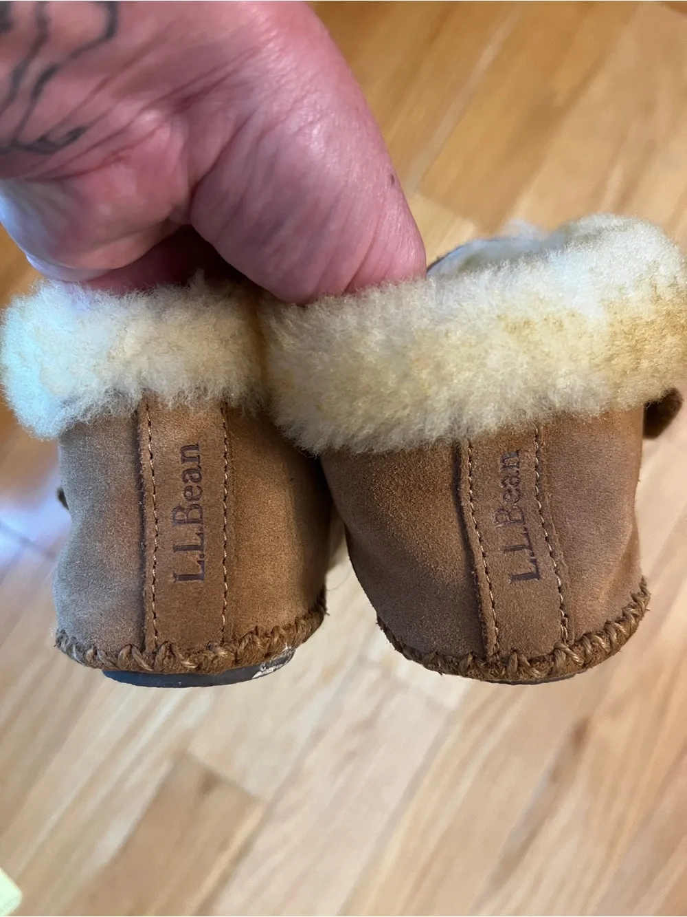 L.L.Bean Unisex Toddler Shearling Slipper Moccasins Suede Velcro Size 9-10